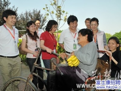 富士康武汉园区开展爱心回馈社会公益慈善活动 