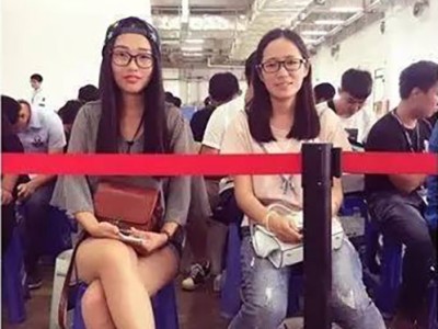 七百多名小鲜肉小萝莉昨天齐聚富士康郑州园区