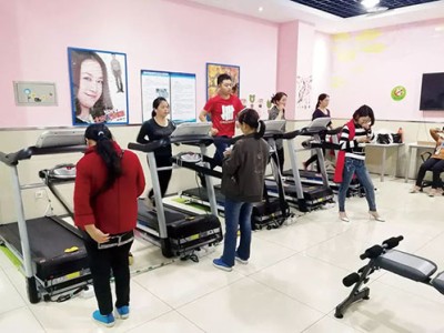 郑州富士康厂区加班上班累了？这些地方可以浪起来 