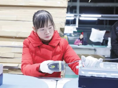 一个五年前的故事，却感动了无数富士康人