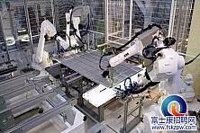 iPhone 6用机器人生产，郑州富士康厂区做最后测试